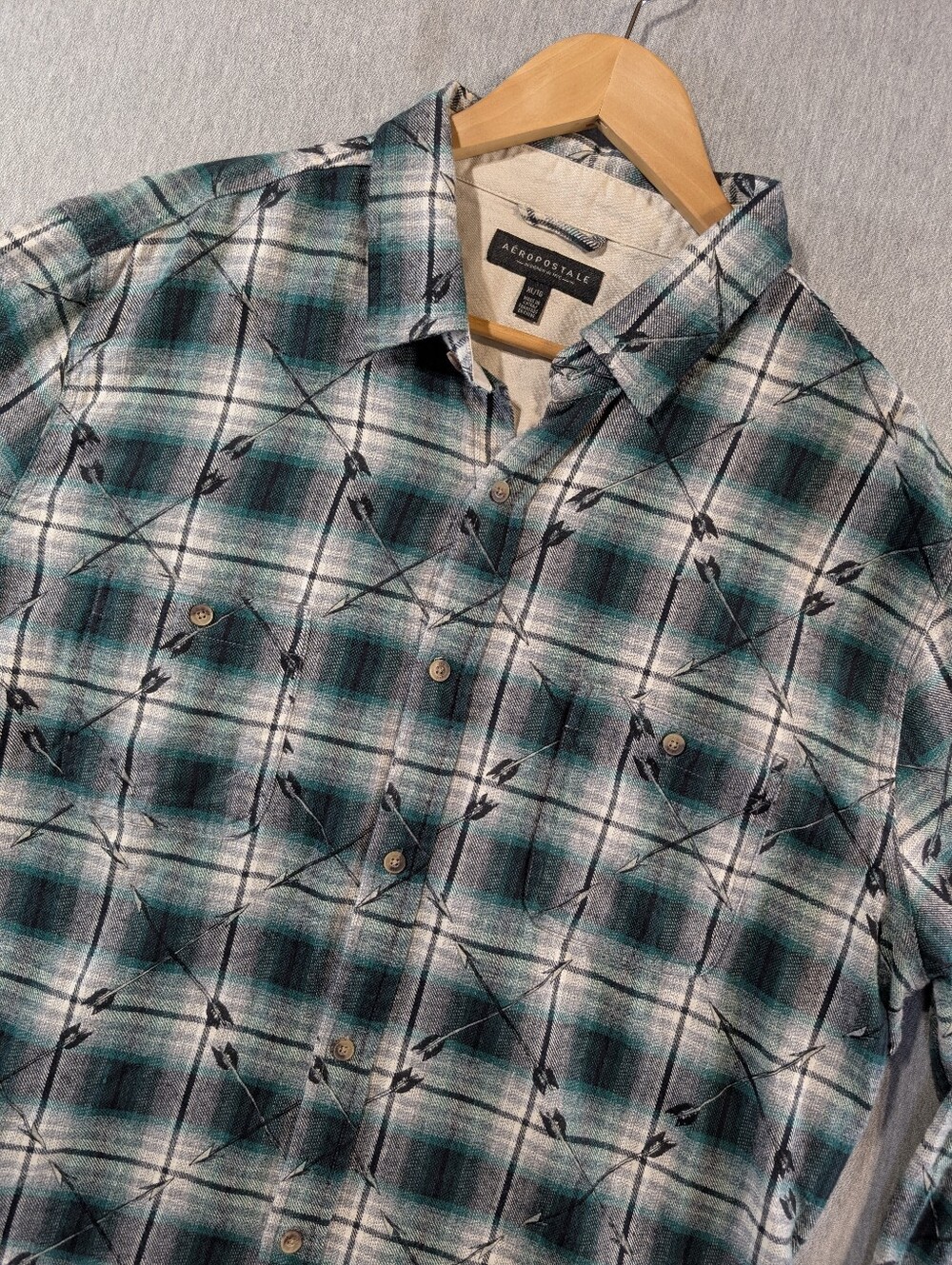 Aeropostale Plaid Arrows Flannel Shirt Men's XL Green Black Long Sleeve Cotton